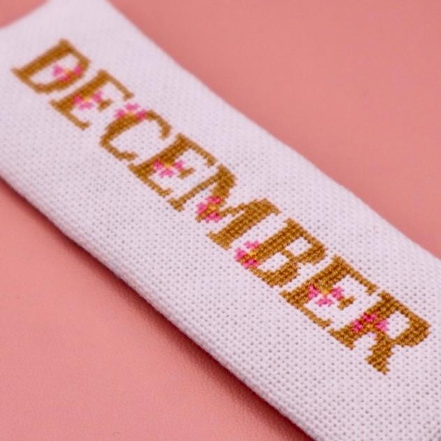 12月のしおり　ポインセチアの花　クロスステッチ刺繍 | 4枚目